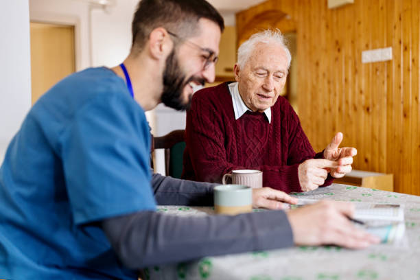 Choosing the Right Elderly Home Care Provider